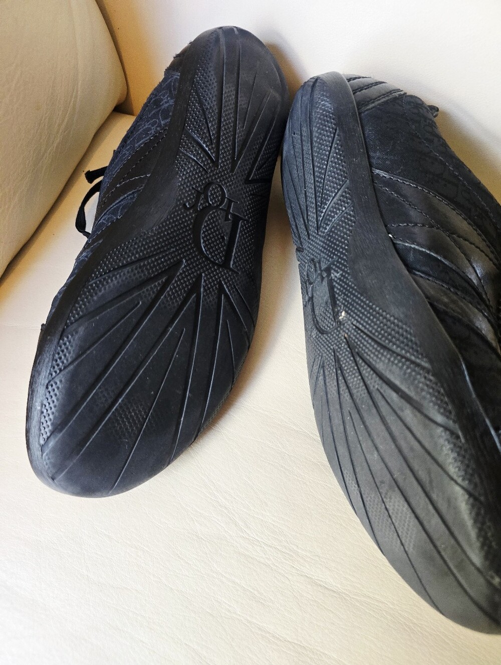 Dior Black Leather Sneakers with Silver Logo Plaques - Picture 5 of 7
